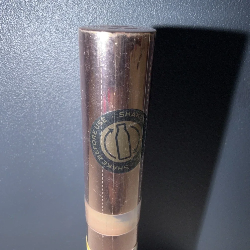 Revolution Eye Bright Illuminating Under Eye Concealer Standard Size(Medium)New